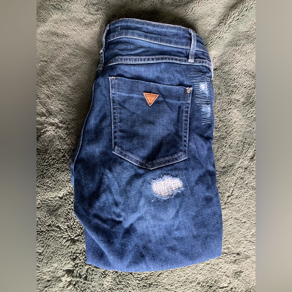 GUESS JEANS